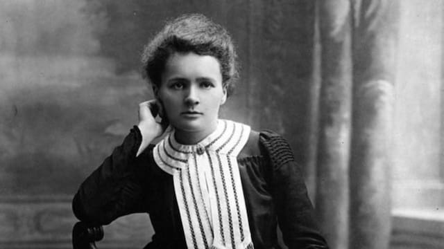 Marie Curie, física: “Sé menos curioso acerca de las personas y más curioso acerca de las ideas”