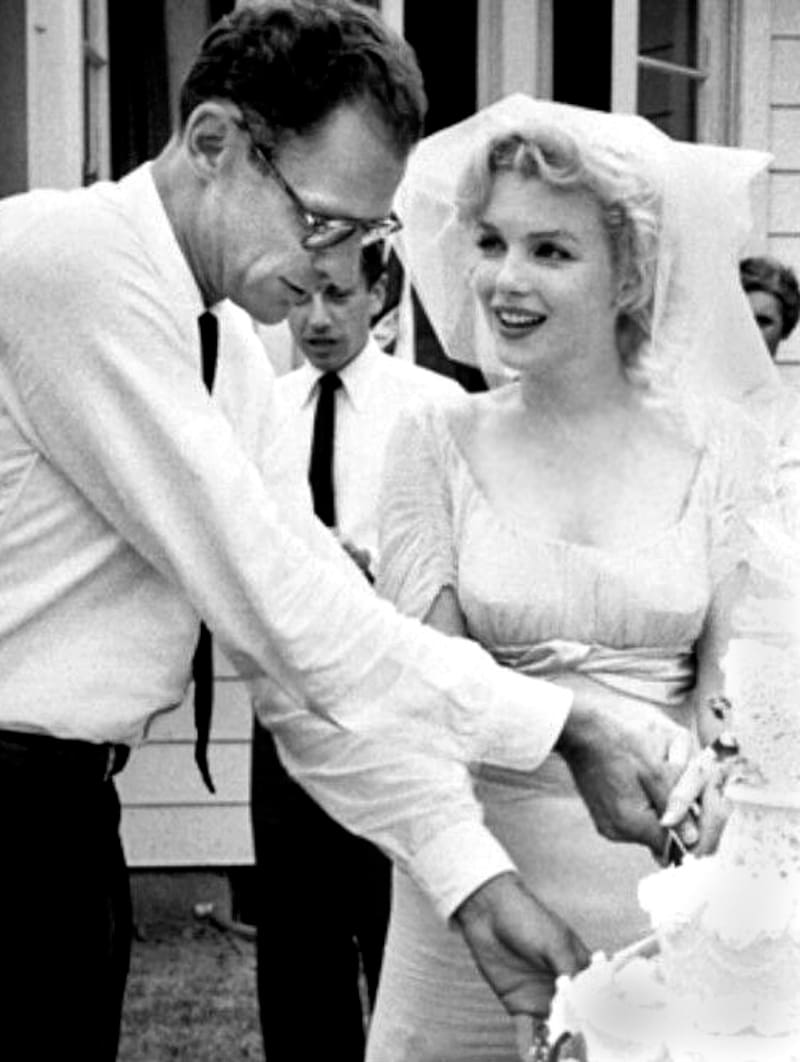 Marilyn Monroe y Arthur Miller se casaron en 1956, un matrimonio que duró cinco años.
