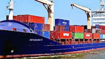 Puertos y comercio paralizados: los prácticos detienen sus actividades por tiempo indeterminado