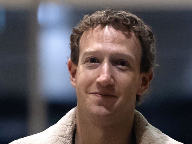 Adiós celulares: el dueño de WhatsApp dijo que serán reemplazados por este nuevo dispositivo