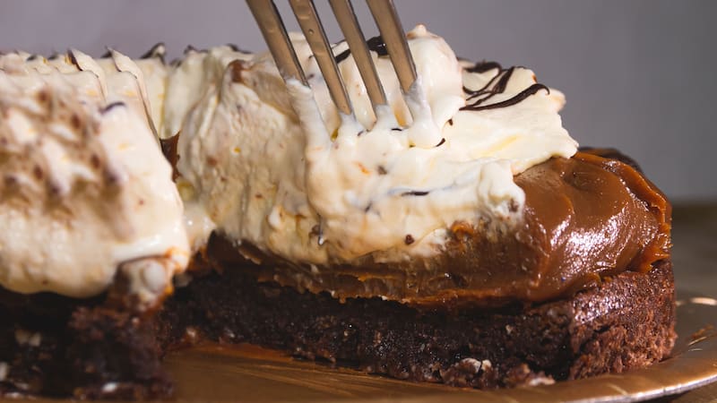 Marquise saludable de chocolate: sin harina, sin azúcar y listo en minutos