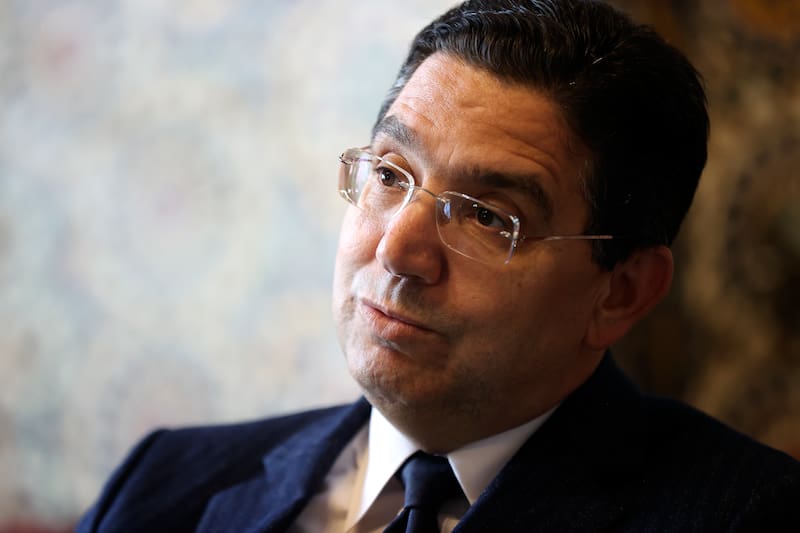 MADRID, 04/12/2025.- El ministro marroquí de Exteriores, Naser Burita, durante una entrevista con EFE en Madrid, en la que destacó este jueves "el momento inédito" de las relaciones entre su país y España, tras la Reunión de Alto Nivel (RAN) que mantuvieron los gobiernos de ambos países hoy en Madrid. EFE/Víctor Lerena