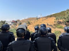 Marruecos frena un nuevo intento de salto masivo a Ceuta e intercepta a cientos de migrantes en la frontera