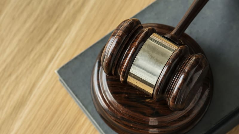 Fin del receso judicial en Colombia: la Justicia retoma sus funciones este martes tras los decretos de Petro en su ausencia. (Imagen: Freepik)