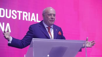 Los empresarios, entre el optimismo noventista y el “riesgo mambo”