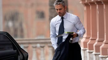 El Gobierno enfrenta dos temas incómodos en Diputados con un giro en su estrategia