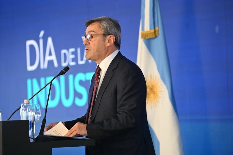 Martín Rappallini pidió mecanismos para reprogramar deudas y tensó con el Gobierno.