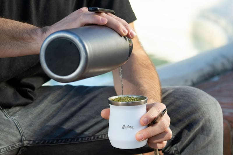 Foto: Hudson, editada con IA por El Cronista.