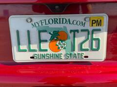 Medida oficial en Florida | El FLHSMV suspenderá las matrículas de todos los ciudadanos y extranjeros que no renueven este certificado obligatorio antes de la fecha límite