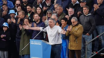 Máximo Kirchner vuelve a apostar por una fórmula con CFK candidata y agita el avispero peronista