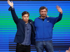 Kicillof, cercado: consiguió deuda, pero La Cámpora y Máximo le controlarán una caja millonaria