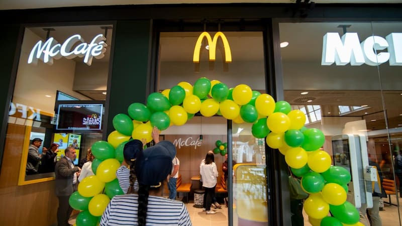 McDonald’s abre un restaurante en el país con 280m², terraza y zona de juegos: creará 35 puestos de trabajo