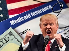 Alerta roja | Estados Unidos recortará y bloqueará la cobertura médica de millones de latinos que figuren en esta lista