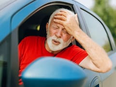 El DMV de California prohíbe la licencia de conducir para mayores de 70: solo podrán renovarla quiénes cumplan con este requisito