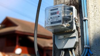 La CFE recorrerá hogar por hogar para colocar medidor de luz en todo el país: cuánto valdrá la luz a partir de ahora