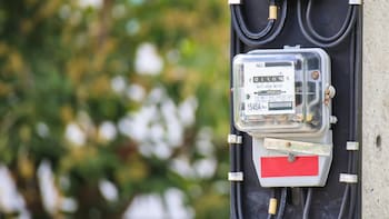Ya es oficial el subsidio a la luz: solo estos usuarios pagará el servicio eléctrico más barato durante estos meses