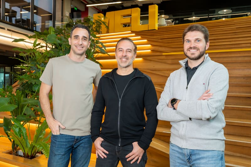 Agustín Onagoity, VP de Mercado Pago Argentina; Sebastián Fernández Silva, Senior Vicepresident y Chief People Officer y
Adrián Ecker, Country Manager de Mercado Libre Argentina