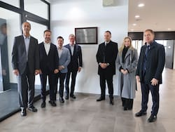 Inauguran una fábrica automotriz en la Argentina después de 15 años