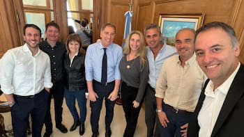 Diez nuevas leyes y una ausencia de peso en la Mesa Política mientras la Justicia abre otro frente a Adorni