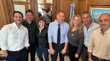 El Gobierno adaptó su agenda por el partido: conferencia, mesa política y las prioridades legislativas