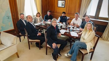 El oficialismo va por otra sesión antes del receso y la Mesa Política prepara la agenda del segundo semestre