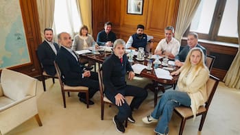 Después del duelo público y algún reproche puertas adentro, la Mesa Política alcanzó una tregua