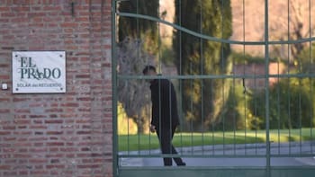 La despedida de Jorge Messi: en una ceremonia íntima, Lionel y su familia dieron el último adiós