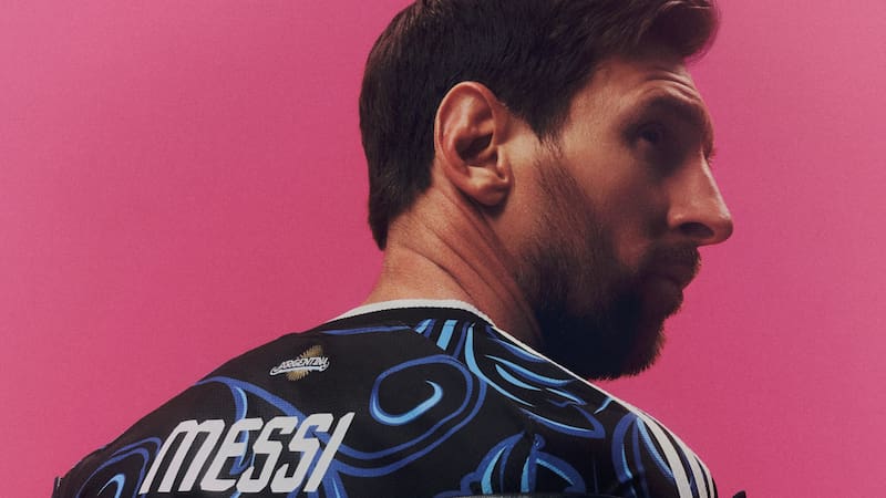 Adidas presentó la nueva camiseta alternativa de la Selección Argentina para el Mundial 2026