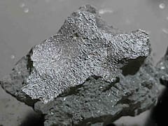 El meteorito que impactó el techo de una casa podría cambiar lo que sabemos sobre el origen de la vida y la humanidad
