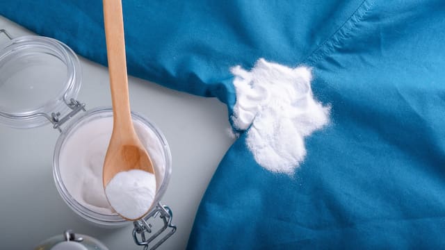 Mezclar una cucharada de agua oxigenada y tres de bicarbonato de sodio: por qué recomienda hacerlo y para qué sirve