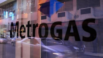 YPF aceptó la oferta de Edenor para comprar su participación en Metrogas