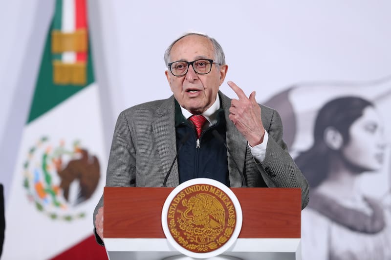 El secretario de Salud, David Kershenobich, confirmó que hay vacunas suficientes.