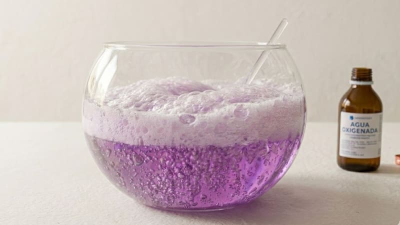Mezclar agua oxigenada y detergente: para qué sirve y por qué lo recomiendan
Fuente: IA