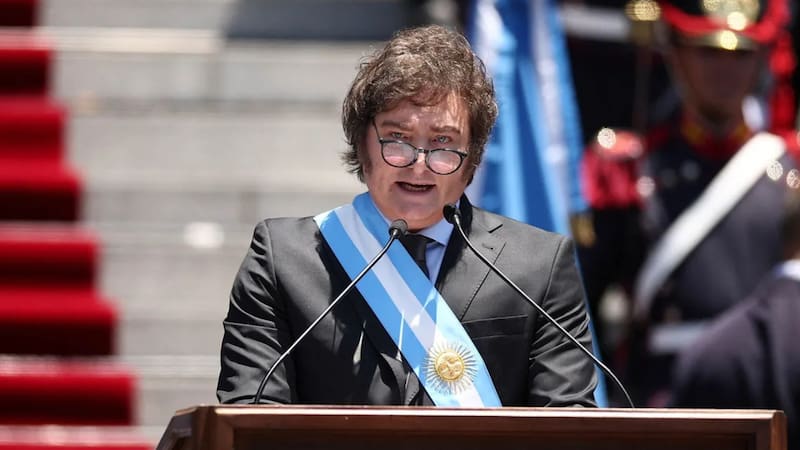 El Gobierno deportará a todos los inmigrantes ilegales que incumplan un requisito máximo y no habrá vuelta atrás. Foto (Archivo)