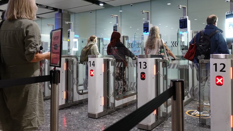 Autorización de viaje para menores: cómo tramitarla antes de Semana Santa y cuánto tarda. Foto (archivo)