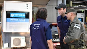 El Gobierno refuerza los controles migratorios con un nuevo programa de seguridad nacional: qué cambia