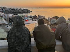 Crisis migratoria | El Gobierno habilita un campamento para acoger a 1700 personas en Ceuta