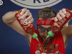 Ponerle salsa picante a la comida no significa que te guste sufrir: se trata de algo mucho más adictivo, según la psicología