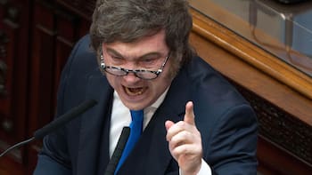 La aprobación de Milei resiste y el gobierno festeja, pero una preocupación volvió por la puerta de atrás