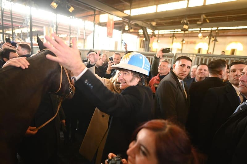 <div class="migrated-promo-image__description"><div class="migrated-promo-image__source">Fuente: Presidencia</div></div>