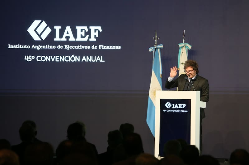 El presidente Javier Milei concurre a las convenciones y congresos de los ejecutivos de finanzas.