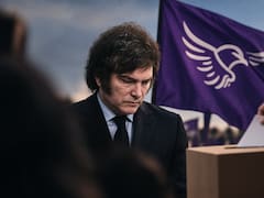 La paradoja libertaria: la imagen de Milei cae, pero LLA sostiene intención de voto