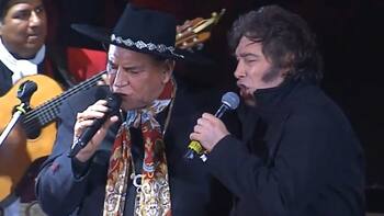 Milei cantó en en Festival de Jesús María y le agradeció a los cordobeses “por ayudarlo a ser Presidente”