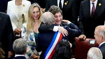 Milei desembarca en Chile entre abrazos y disputas estratégicas: Foro de Madrid y guiño a EE.UU.