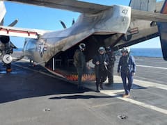 Milei se sube a un portaaviones nuclear de Estados Unidos y profundiza el giro geopolítico