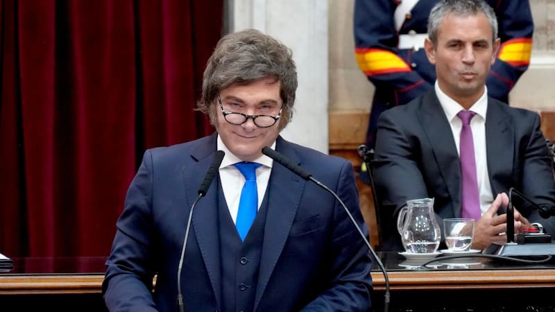 Milei prometió seguir bajando impuestos y, en la medida que el superávit fiscal lo permita, reducir retenciones al campo