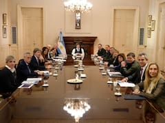 Milei reunió al Gabinete y empoderó a Adorni frente a los ministros, en medio de ruidos internos