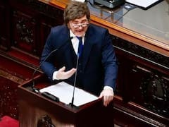 Vuelve a caer la confianza en Milei y ya es menor que la de Macri en el mismo punto de gestión
