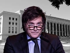 El Gobierno pone en marcha sus proyectos y gana tiempo en la Corte para frenar la aplicación