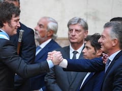 Empoderado, el Gobierno quiere un acuerdo a libro cerrado pero no le alcanza